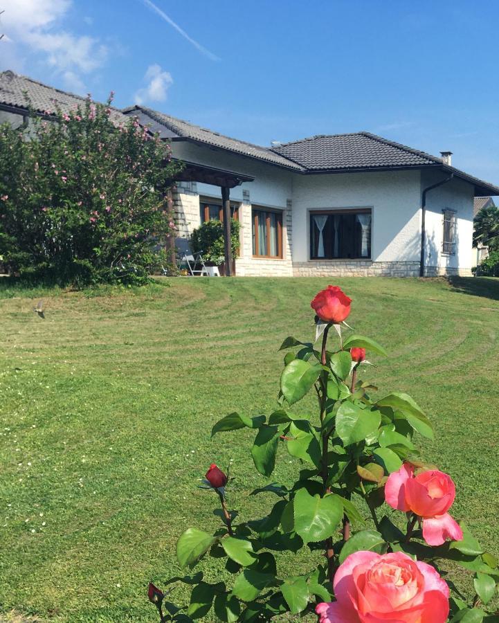 Paradiso Sul Lago Calceranica al Lago Eksteriør billede